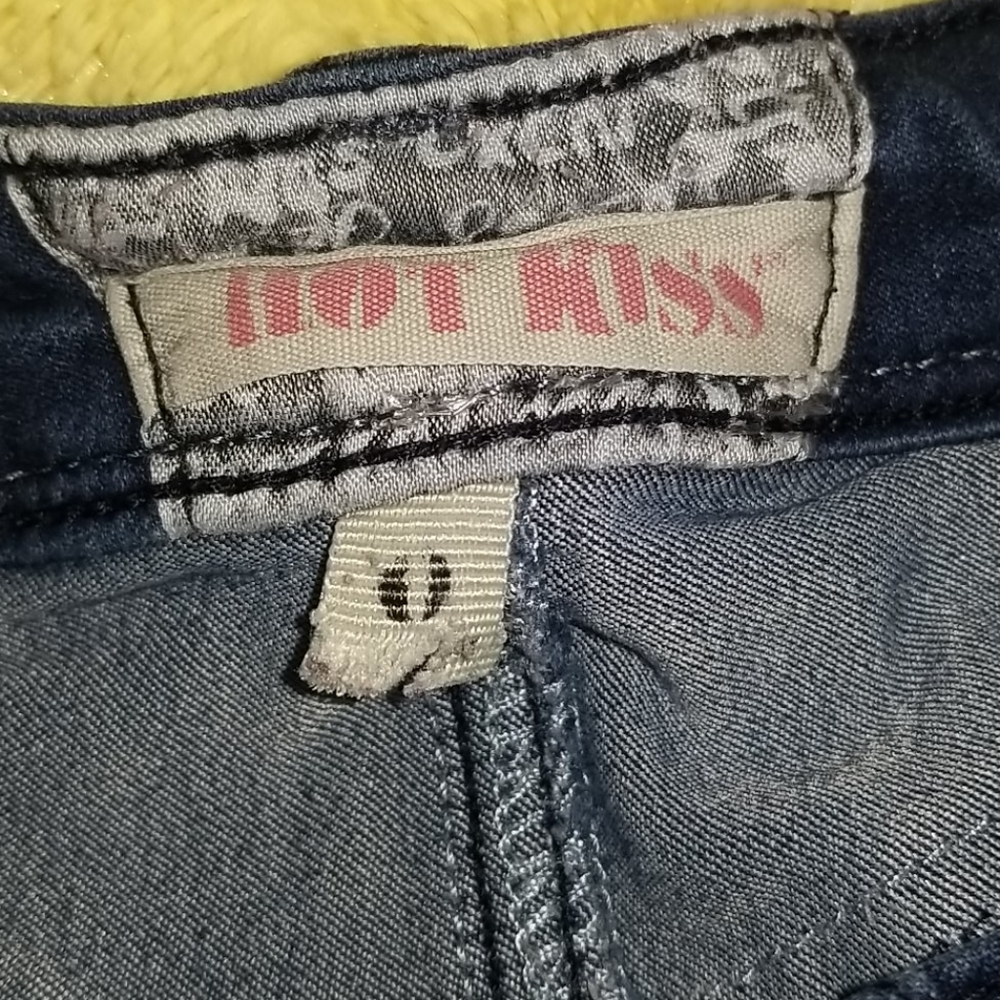 Shorts - Picture 2 of 2
